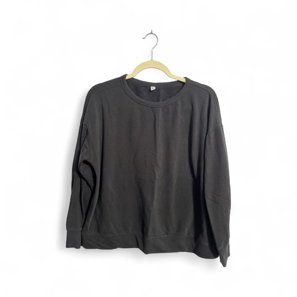 Uniqlo Black sweater unisex size XL